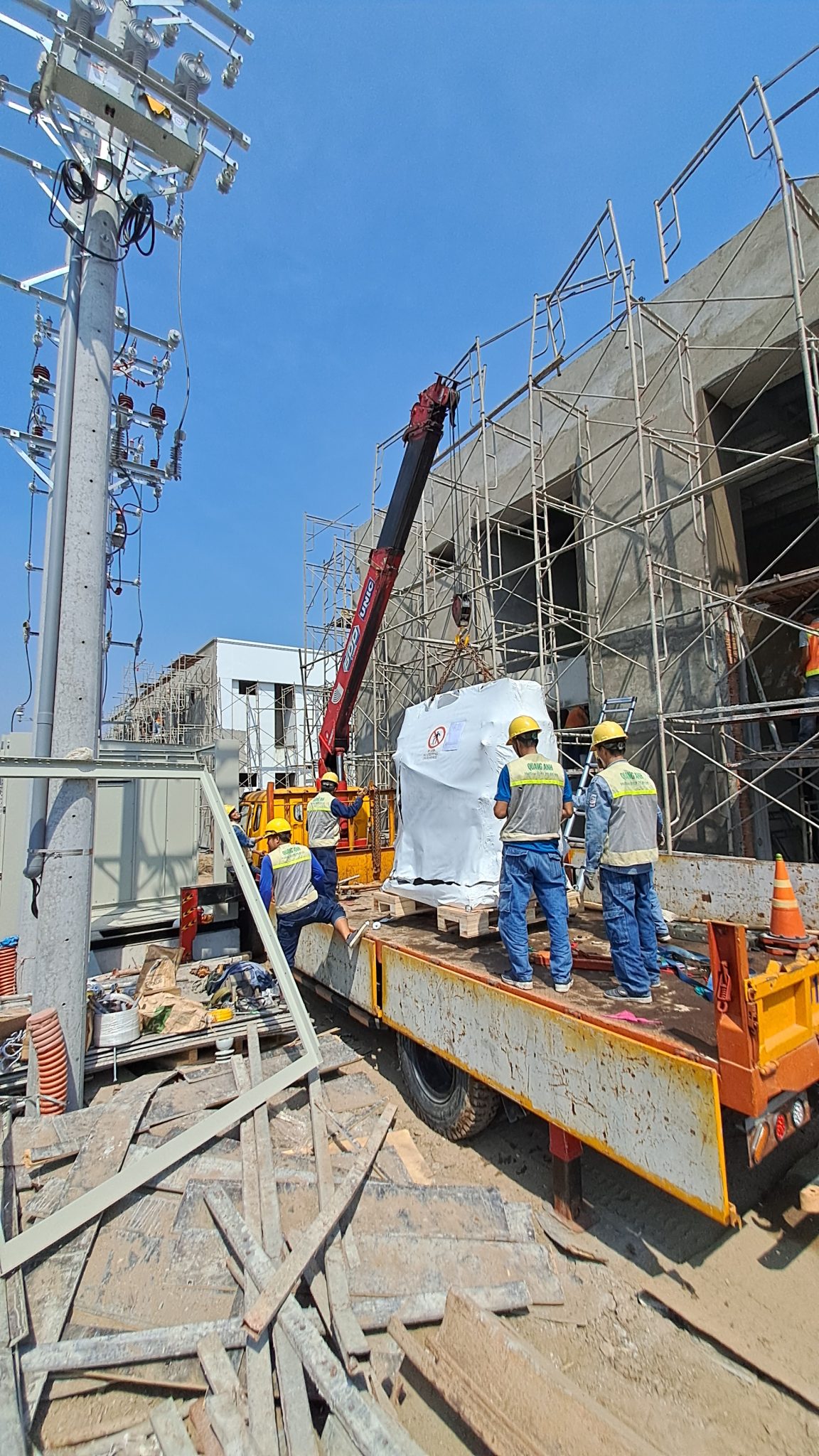 Electrical and transformer system solutions by QuangAnhcons Electrical and transformer systems with rooftop solar energy.