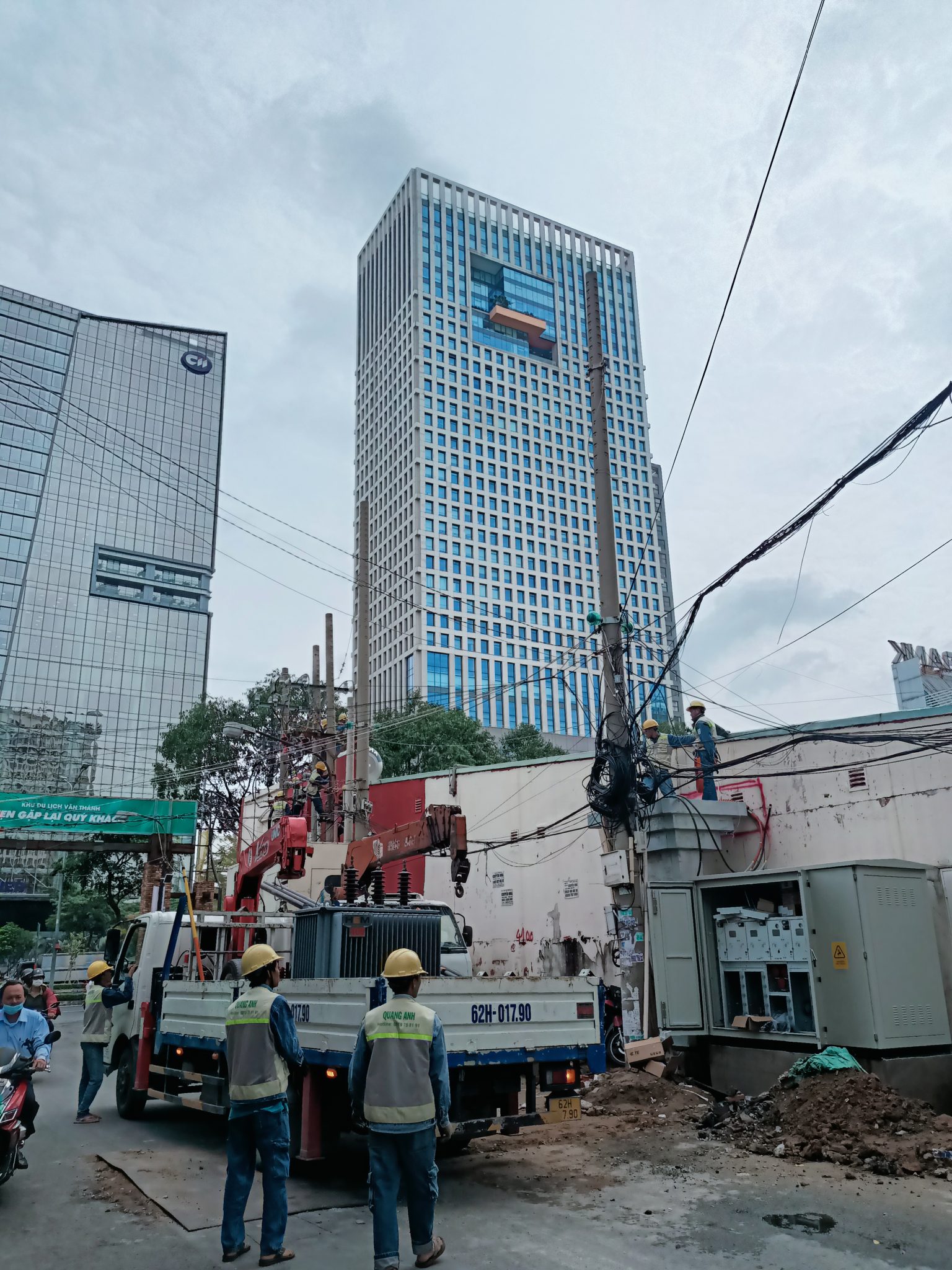 M&E services at QuangAnhcons. Design and execution of M&E services by QuangAnhcons.
