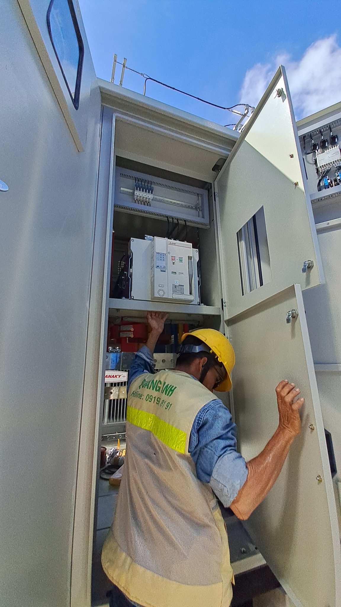 Overview of modern electrical system revamping Power system with transformer and cables.