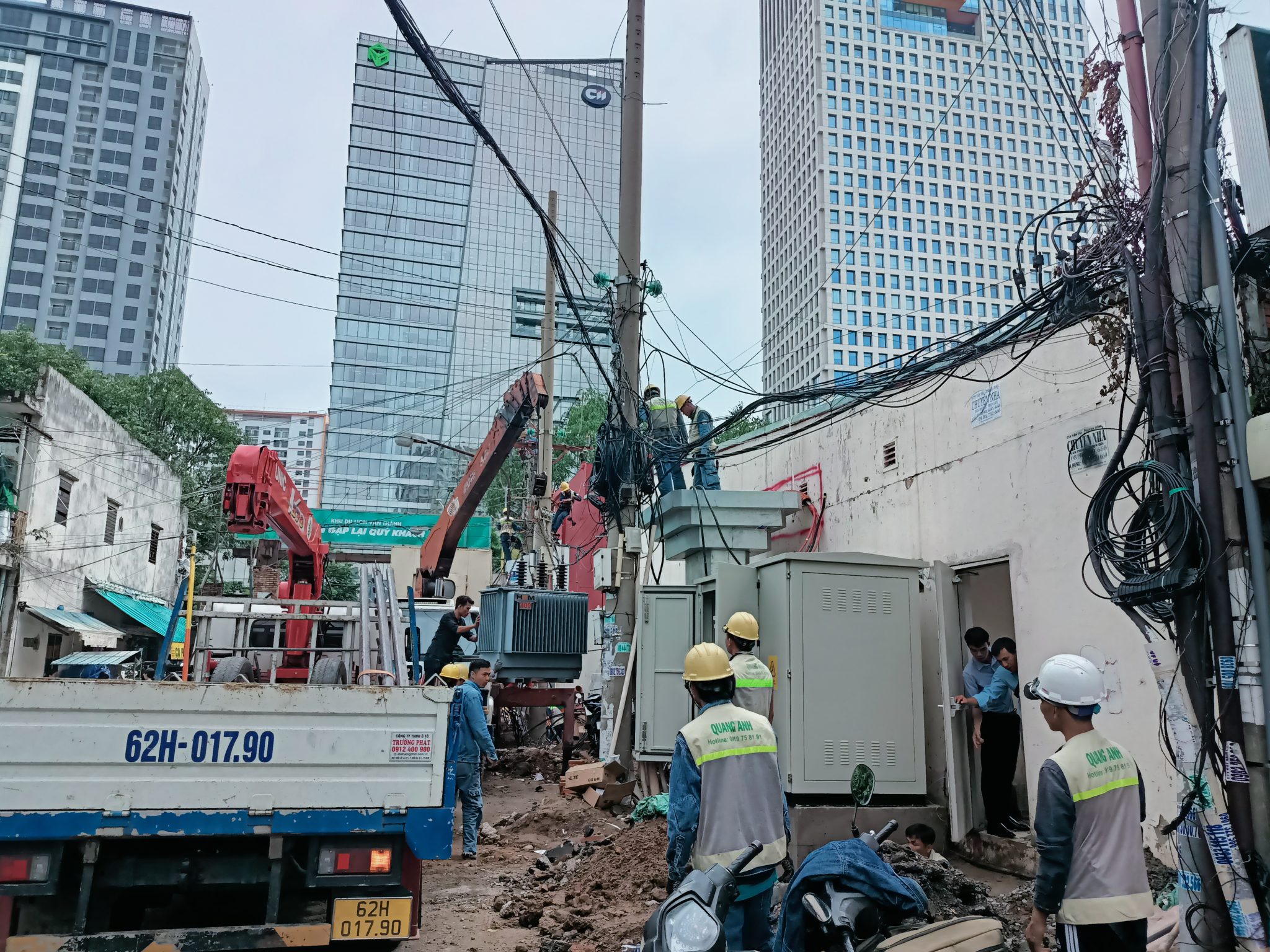 Assessment of electrical system Professional assessing electrical system