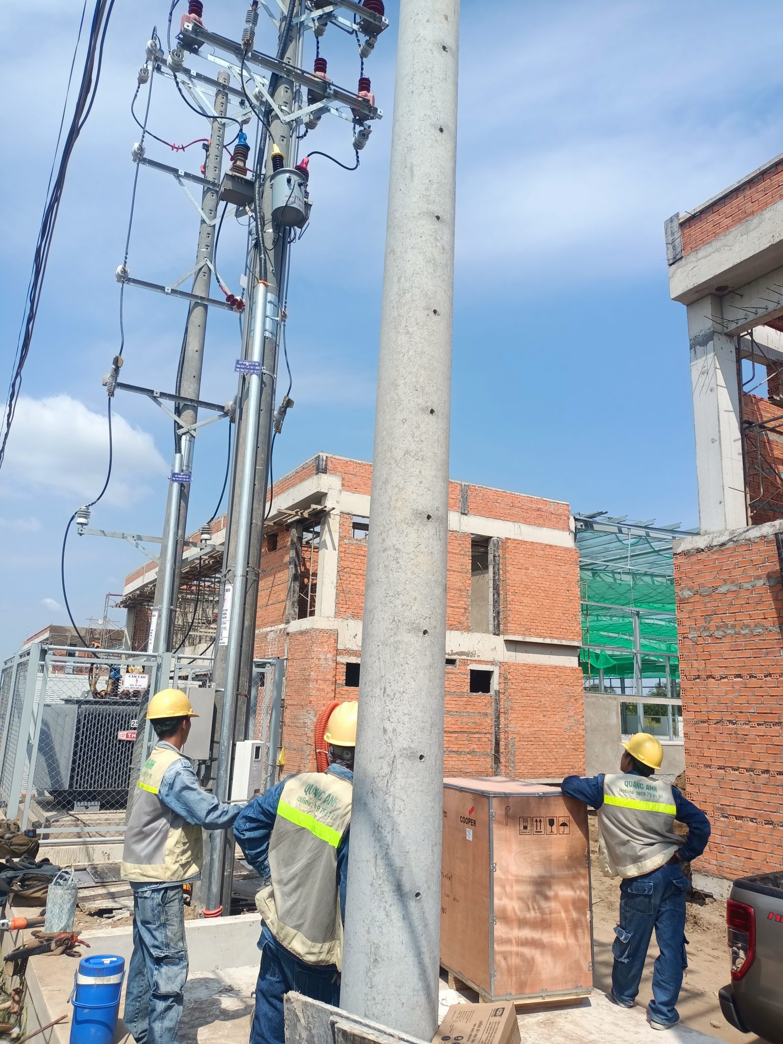 View of solar power system installation by Quanganhcons.