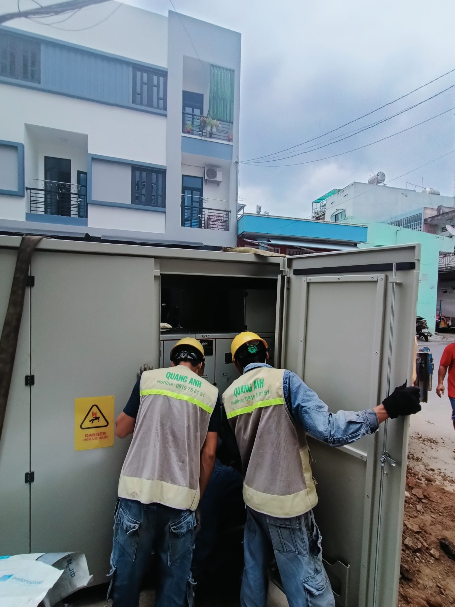 Solar maintenance technician