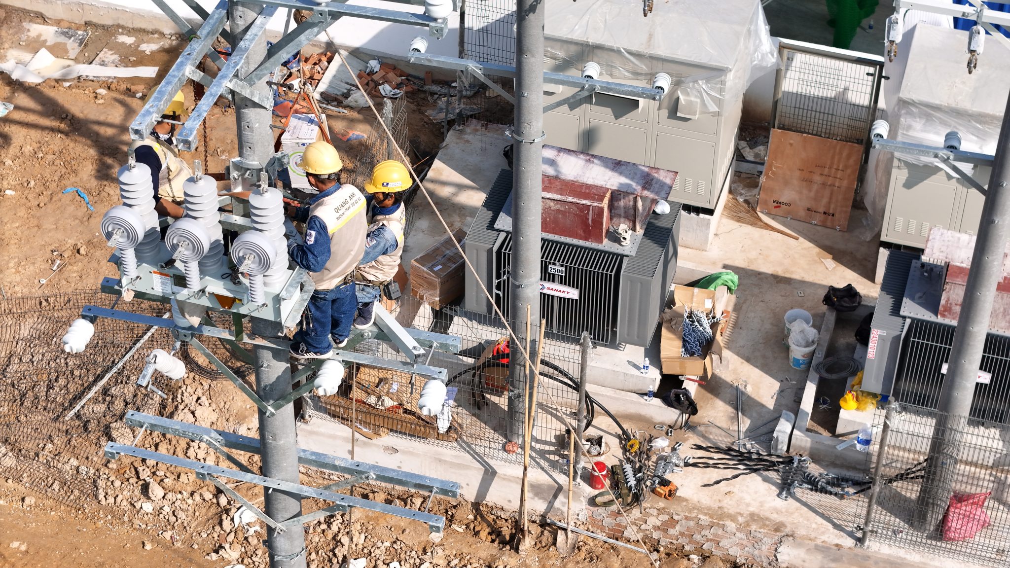 Modern Transformer Station by QuangAnhcons A modern transformer station equipped by QuangAnhcons.